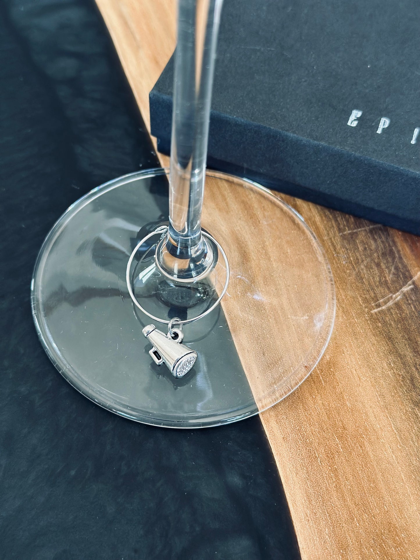 Cheerleading wine charm sets - Classic Style