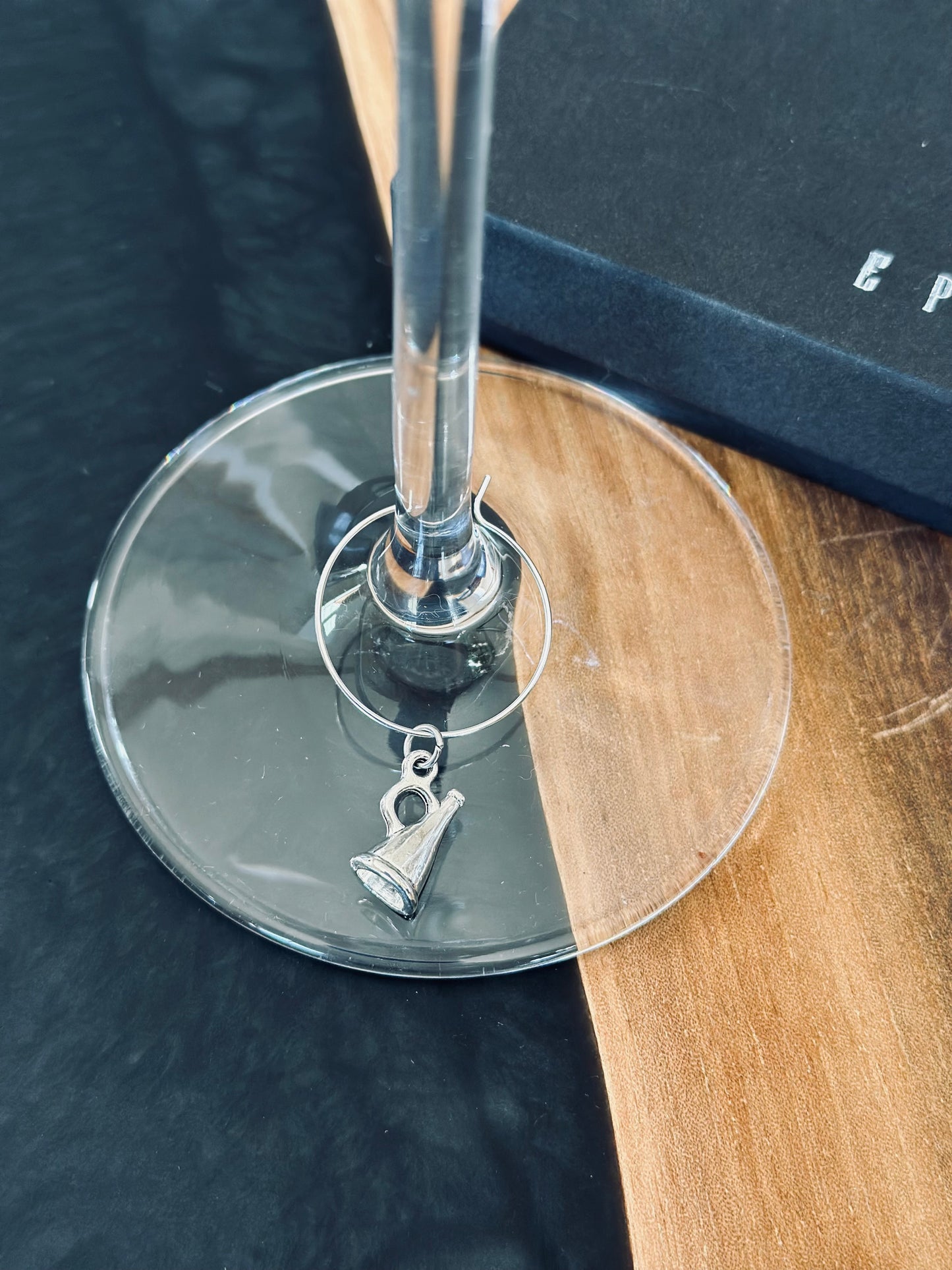 Cheerleading wine charm sets - Classic Style