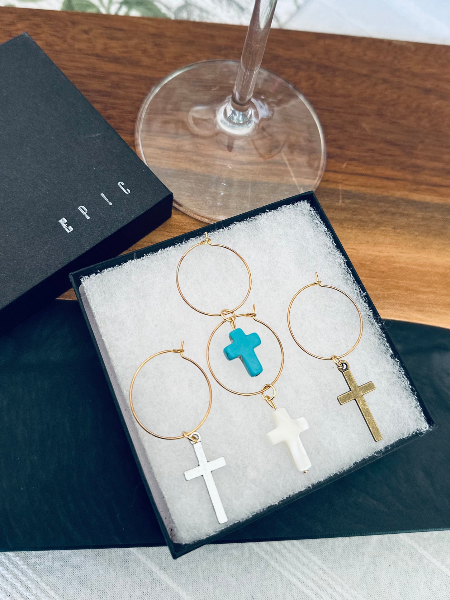 Cross wine charms with Virgin Mary praying wine charm - Set of 4 or 5