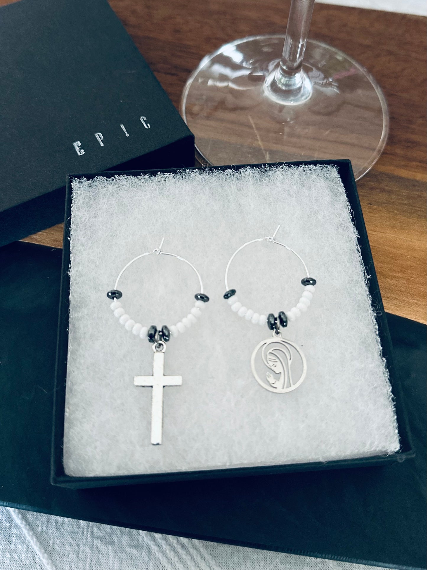 Cross wine charms with Virgin Mary praying wine charm - Set of 4 or 5