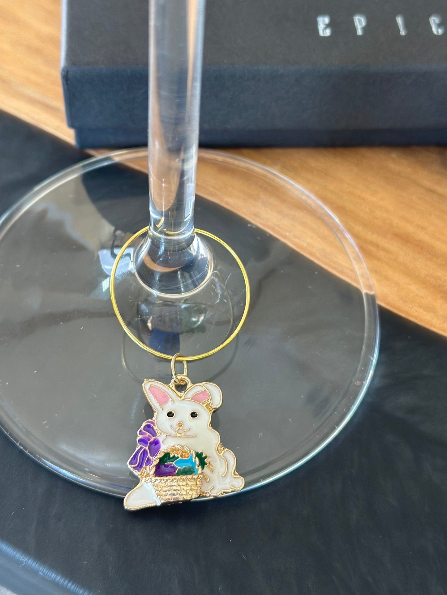 Bunny and eggs wine charms - EpicWineCharms