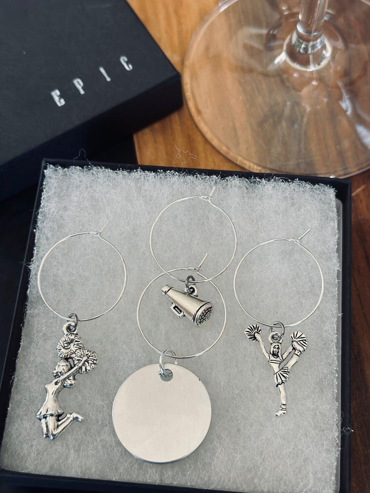 Cheerleading wine charm sets - Classic Style - EpicWineCharms