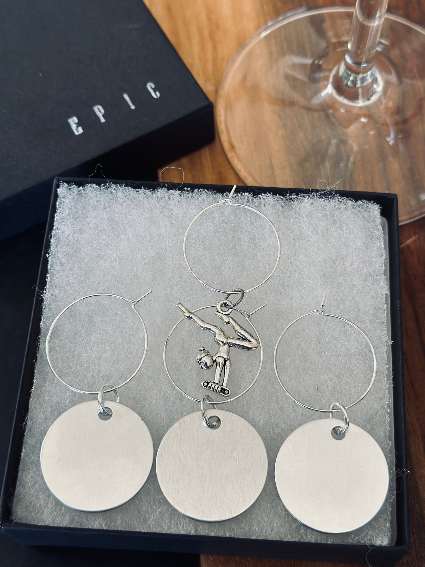 Cheerleading wine charm sets - Classic Style - EpicWineCharms