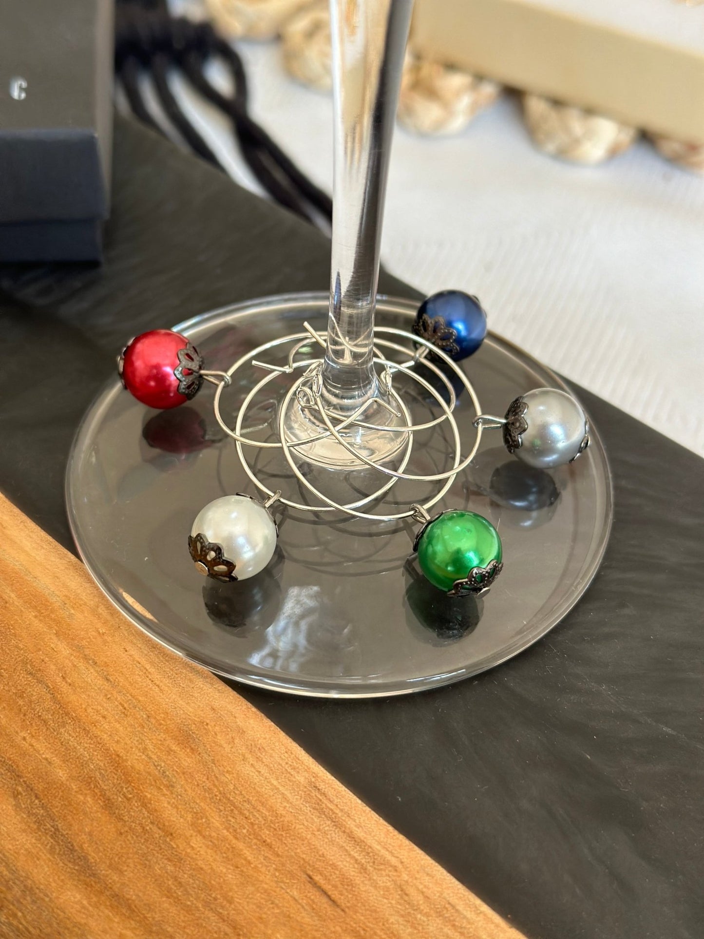 Minimalist holiday wine charms with gold accents - EpicWineCharms
