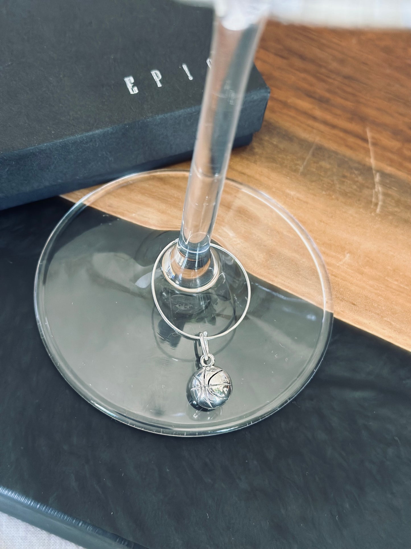 Customized School and basketball team wine charm sets - Classic Style