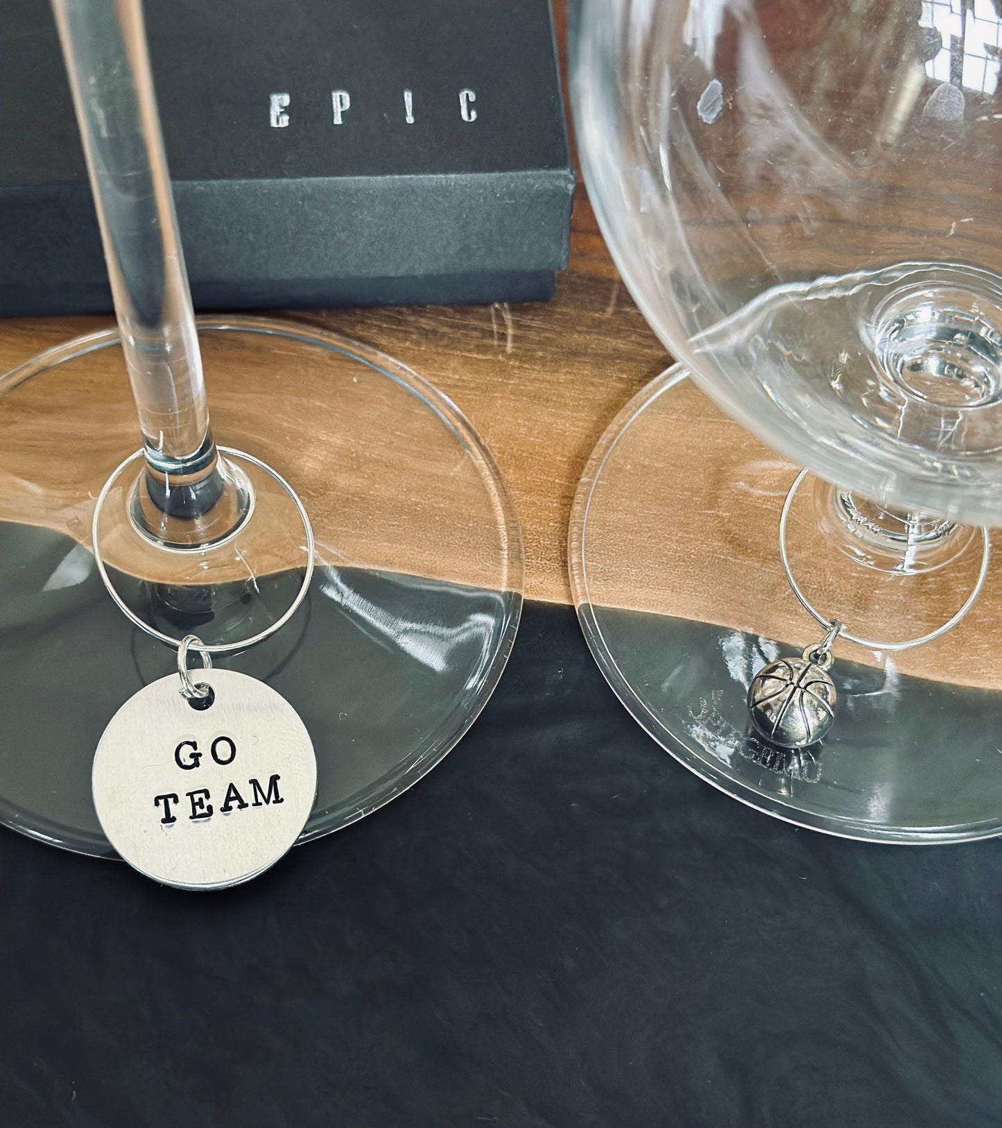 Customized School and basketball team wine charm sets - Classic Style