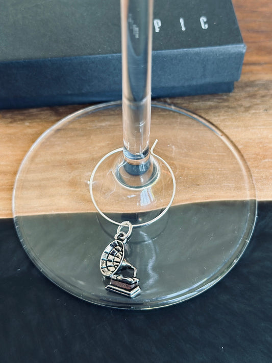 Gramophone phonograph wine charm