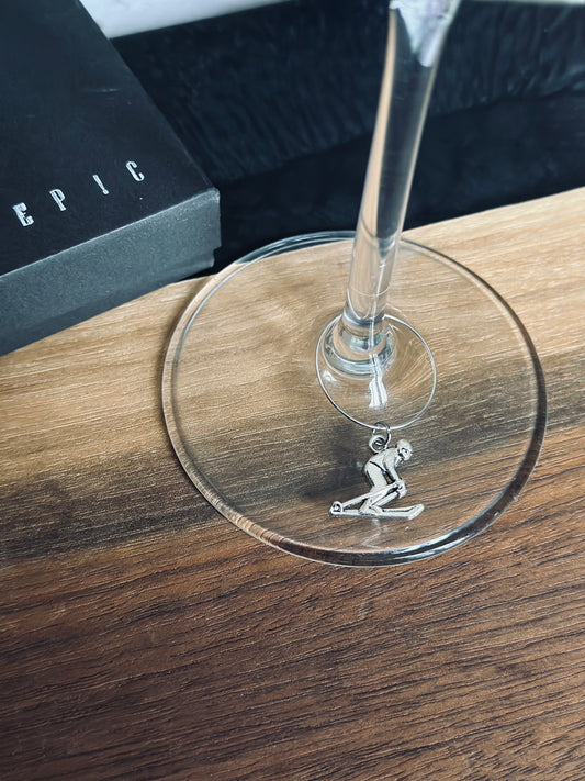 Ski wine charm