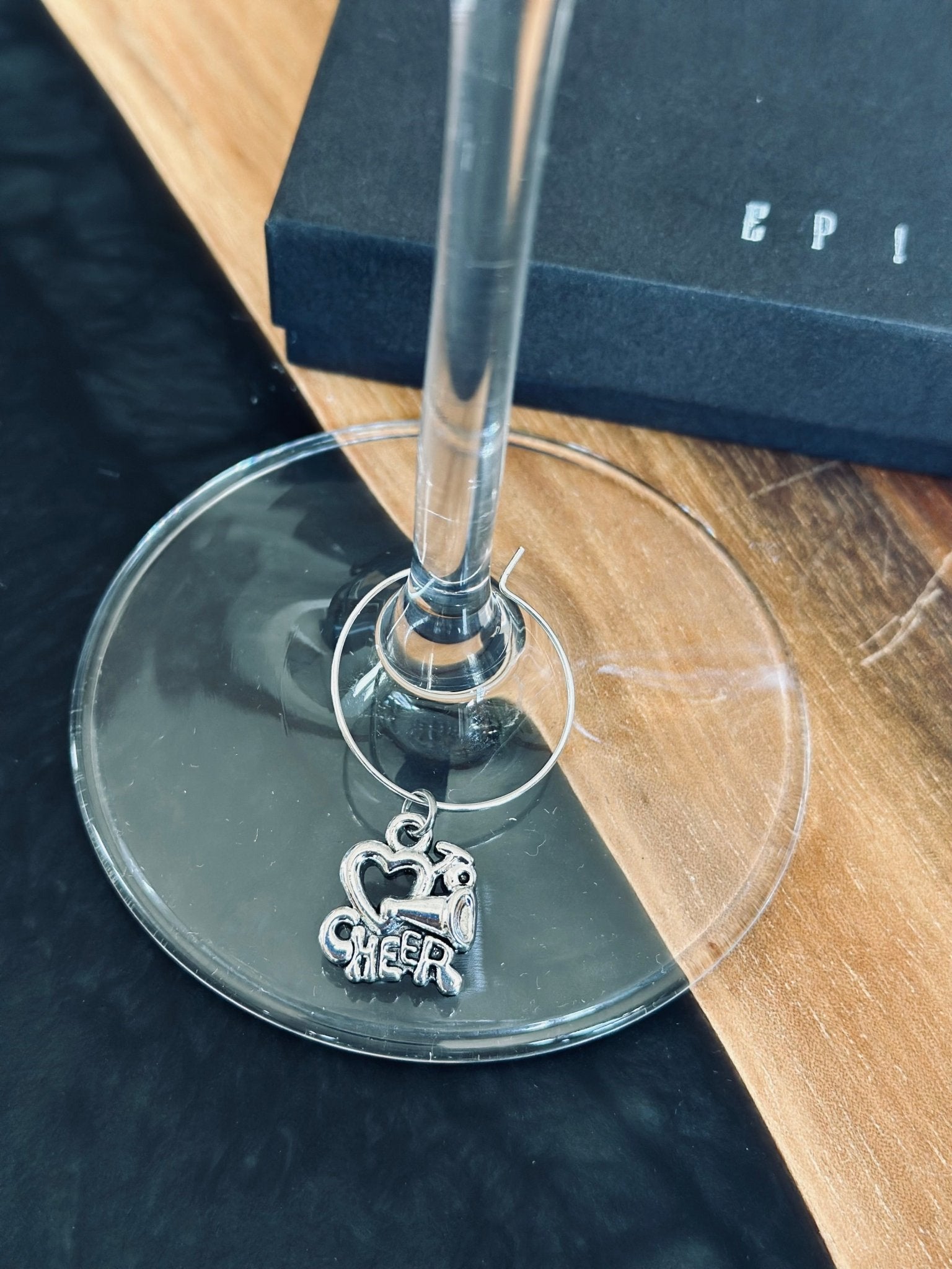 Cheerleading wine charm sets - Classic Style - EpicWineCharms