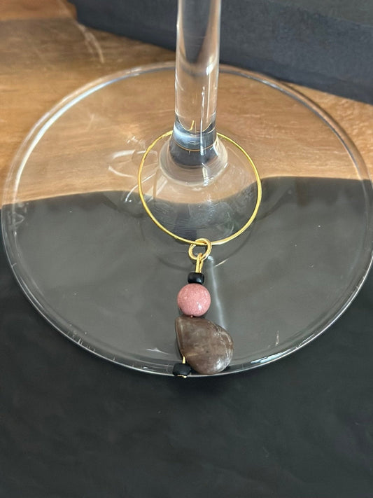 "Mother" wine charm - Rose, black cocoa Rhodonite - EpicWineCharms