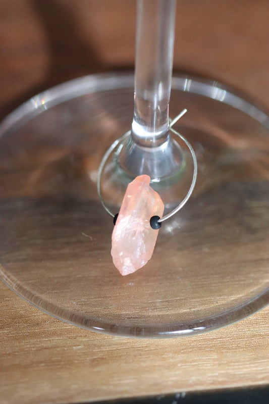 "Pretty in Peach" wine charm - Peach quartz - EpicWineCharms