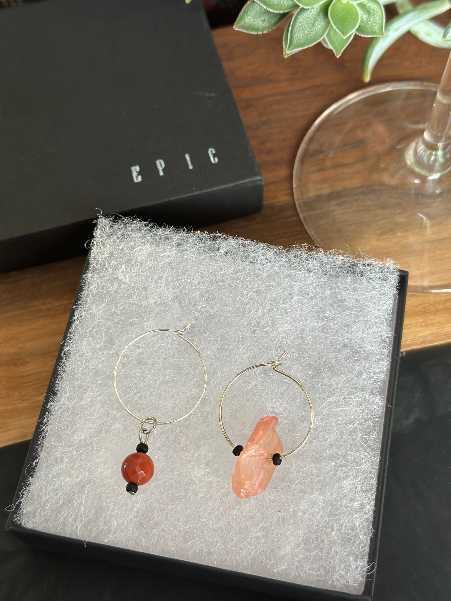 "Pretty in Peach" wine charm - Peach quartz - EpicWineCharms